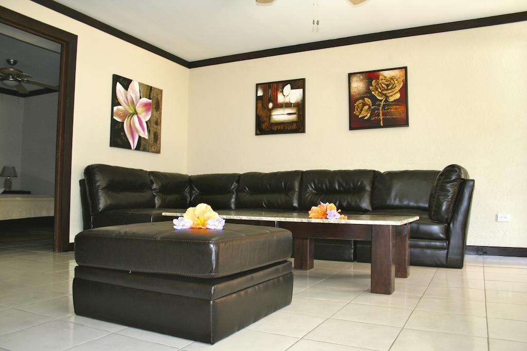 Tuanis Aparthotel Jacó Zimmer foto
